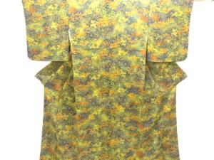 縮緬地　草花模様小紋着物